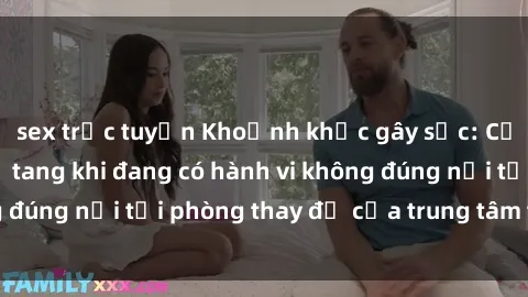 sex trực tuyến Khoảnh khắc gây sốc: Cặp đôi bị bắt quả tang khi đang có hành vi không đúng nơi tại phòng thay đồ của trung tâm thể dục